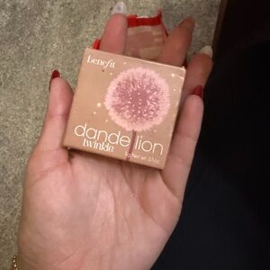 Benefit Dandelion Twinkle Highlighter - Soft Pink